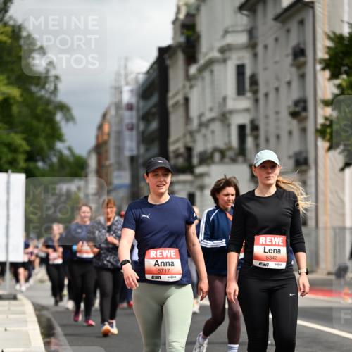 14.06.2026 - REWE Women's Run Dr. Thomas Lammeyer http://msf.ph/oto/9785298 14.06.2026 10:55:22 Laufen 5717, 5342 meine-sportfotos.de