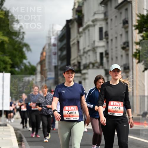 14.06.2026 - REWE Women's Run Dr. Thomas Lammeyer http://msf.ph/oto/9785299 14.06.2026 10:55:22 Laufen 5717, 5342 meine-sportfotos.de
