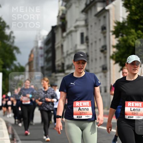 14.06.2026 - REWE Women's Run Dr. Thomas Lammeyer http://msf.ph/oto/9785308 14.06.2026 10:55:24 Laufen 5717, 5342 meine-sportfotos.de