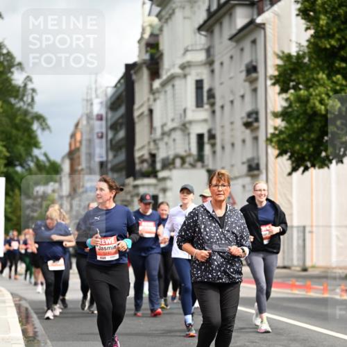 14.06.2026 - REWE Women's Run Dr. Thomas Lammeyer http://msf.ph/oto/9785320 14.06.2026 10:55:26 Laufen 5240 meine-sportfotos.de