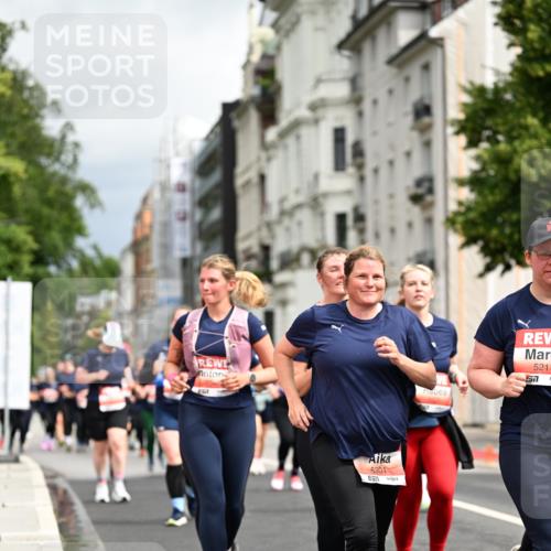 14.06.2026 - REWE Women's Run Dr. Thomas Lammeyer http://msf.ph/oto/9785346 14.06.2026 10:55:31 Laufen 5301, 5211 meine-sportfotos.de