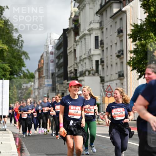 14.06.2026 - REWE Women's Run Dr. Thomas Lammeyer http://msf.ph/oto/9785383 14.06.2026 10:55:37 Laufen 5040, 51, 657, 5042 meine-sportfotos.de