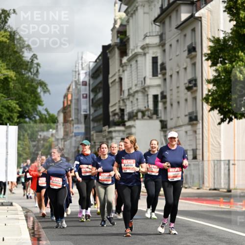 14.06.2026 - REWE Women's Run Dr. Thomas Lammeyer http://msf.ph/oto/9785403 14.06.2026 10:55:40 Laufen 5254, 5136, 6022, 7, 51 meine-sportfotos.de
