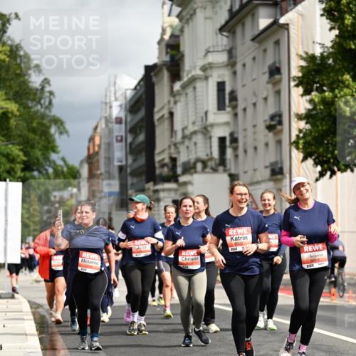 14.06.2026 - REWE Women's Run Dr. Thomas Lammeyer http://msf.ph/oto/9785416 14.06.2026 10:55:42 Laufen 57, 5136, 6022, 57, 6068 meine-sportfotos.de