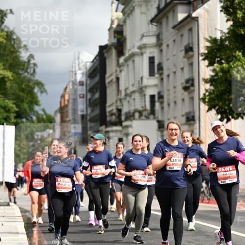14.06.2026 - REWE Women's Run Dr. Thomas Lammeyer http://msf.ph/oto/9785419 14.06.2026 10:55:42 Laufen 6022, 6068 meine-sportfotos.de