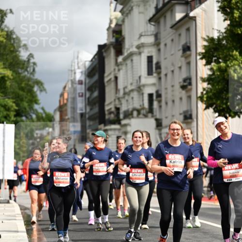 14.06.2026 - REWE Women's Run Dr. Thomas Lammeyer http://msf.ph/oto/9785420 14.06.2026 10:55:42 Laufen 5254, 6022, 6068, 57 meine-sportfotos.de