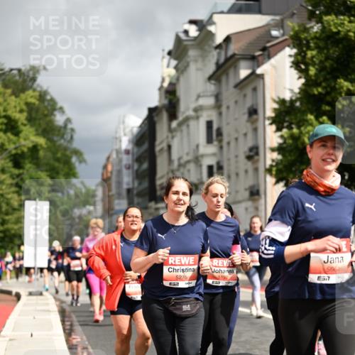 14.06.2026 - REWE Women's Run Dr. Thomas Lammeyer http://msf.ph/oto/9785429 14.06.2026 10:55:47 Laufen 5275, 7, 5197, 57, 506, 57 meine-sportfotos.de