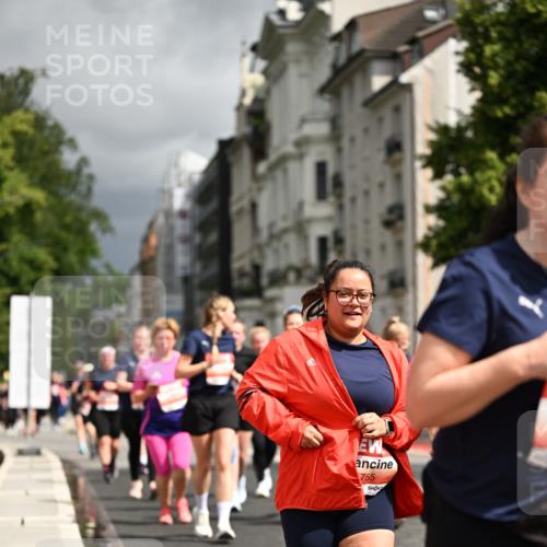 14.06.2026 - REWE Women's Run Dr. Thomas Lammeyer http://msf.ph/oto/9785438 14.06.2026 10:55:48 Laufen 755 meine-sportfotos.de
