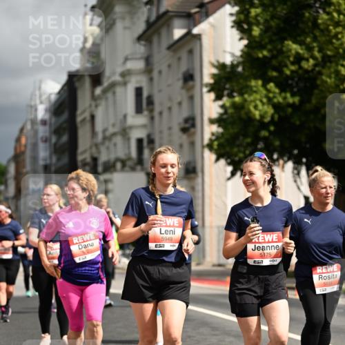 14.06.2026 - REWE Women's Run Dr. Thomas Lammeyer http://msf.ph/oto/9785454 14.06.2026 10:55:51 Laufen 5120, 7, 5949, 57, 5175, 5831, 57 meine-sportfotos.de