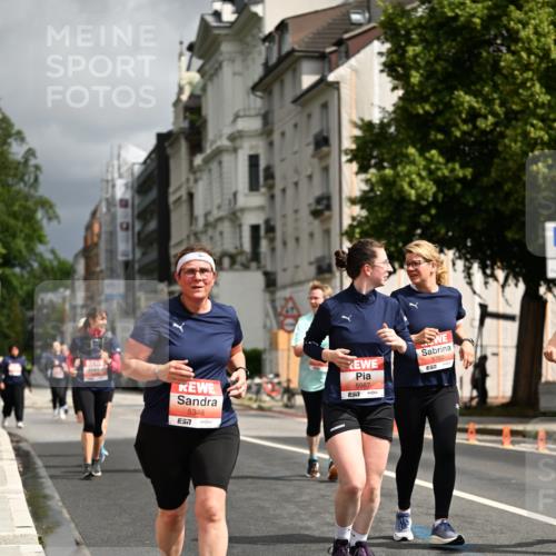 14.06.2026 - REWE Women's Run Dr. Thomas Lammeyer http://msf.ph/oto/9785489 14.06.2026 10:55:55 Laufen 5348, 7, 5762, 5987, 57 meine-sportfotos.de