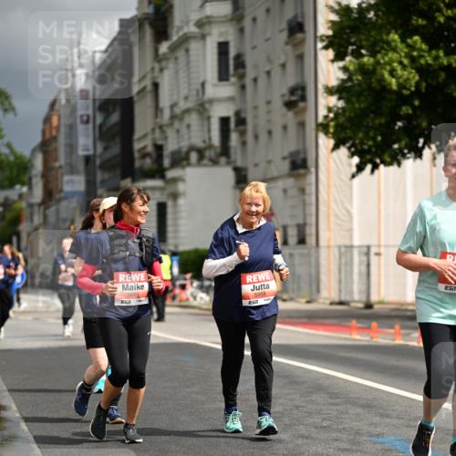 14.06.2026 - REWE Women's Run Dr. Thomas Lammeyer http://msf.ph/oto/9785508 14.06.2026 10:55:58 Laufen 5658, 5959, 7 meine-sportfotos.de