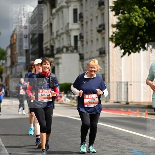 14.06.2026 - REWE Women's Run Dr. Thomas Lammeyer http://msf.ph/oto/9785511 14.06.2026 10:55:58 Laufen 5658, 5959 meine-sportfotos.de