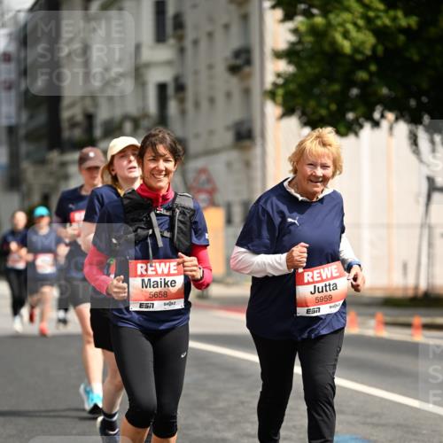 14.06.2026 - REWE Women's Run Dr. Thomas Lammeyer http://msf.ph/oto/9785522 14.06.2026 10:56:00 Laufen 5658, 5959, 7 meine-sportfotos.de