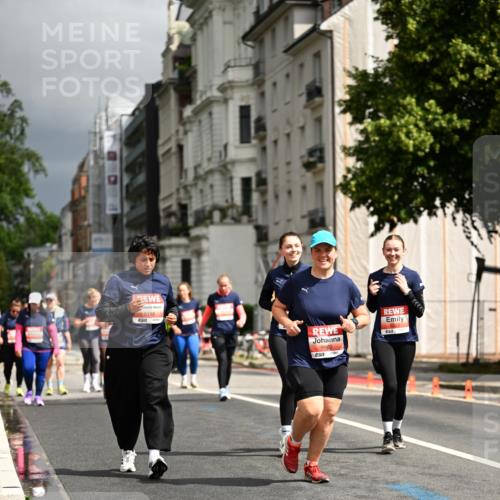 14.06.2026 - REWE Women's Run Dr. Thomas Lammeyer http://msf.ph/oto/9785568 14.06.2026 10:56:06 Laufen 5148, 5902 meine-sportfotos.de