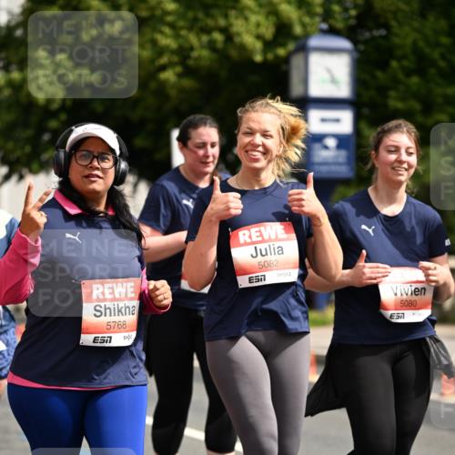 14.06.2026 - REWE Women's Run Dr. Thomas Lammeyer http://msf.ph/oto/9785644 14.06.2026 10:56:17 Laufen 5768, 5082, 7, 5080 meine-sportfotos.de