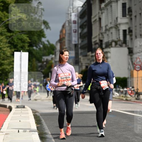 14.06.2026 - REWE Women's Run Dr. Thomas Lammeyer http://msf.ph/oto/9785655 14.06.2026 10:56:20 Laufen 5401 meine-sportfotos.de
