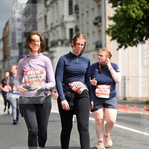 14.06.2026 - REWE Women's Run Dr. Thomas Lammeyer http://msf.ph/oto/9785670 14.06.2026 10:56:22 Laufen 5401, 5400, 517, 5155 meine-sportfotos.de