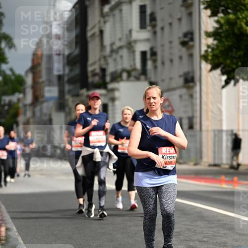 14.06.2026 - REWE Women's Run Dr. Thomas Lammeyer http://msf.ph/oto/9785686 14.06.2026 10:56:27 Laufen 777, 5708 meine-sportfotos.de
