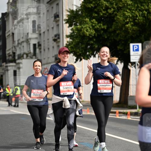 14.06.2026 - REWE Women's Run Dr. Thomas Lammeyer http://msf.ph/oto/9785704 14.06.2026 10:56:30 Laufen 5124, 5126, 5127, 57 meine-sportfotos.de