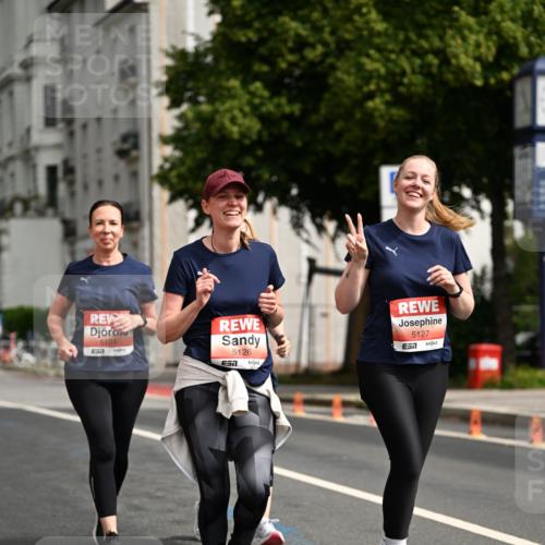 14.06.2026 - REWE Women's Run Dr. Thomas Lammeyer http://msf.ph/oto/9785708 14.06.2026 10:56:31 Laufen 5124, 57, 5126, 517, 5127, 7 meine-sportfotos.de