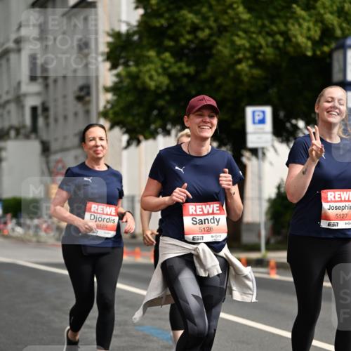 14.06.2026 - REWE Women's Run Dr. Thomas Lammeyer http://msf.ph/oto/9785711 14.06.2026 10:56:31 Laufen 124, 5126, 7, 5127 meine-sportfotos.de