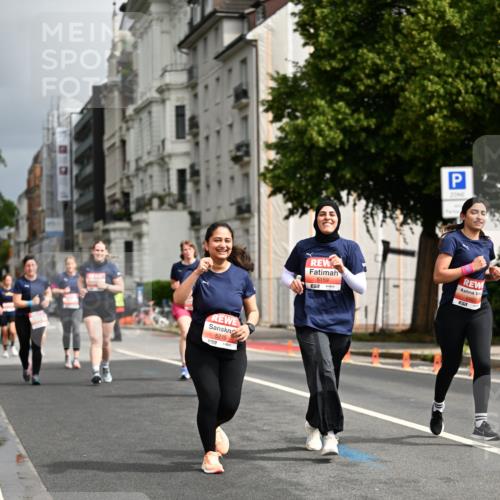 14.06.2026 - REWE Women's Run Dr. Thomas Lammeyer http://msf.ph/oto/9785740 14.06.2026 10:56:38 Laufen 5215, 5159, 5922, 7 meine-sportfotos.de