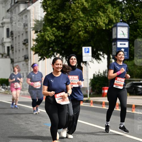 14.06.2026 - REWE Women's Run Dr. Thomas Lammeyer http://msf.ph/oto/9785747 14.06.2026 10:56:39 Laufen 5215, 5159, 5922 meine-sportfotos.de