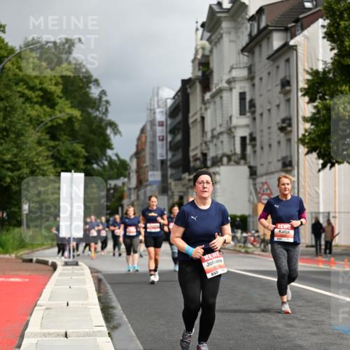 14.06.2026 - REWE Women's Run Dr. Thomas Lammeyer http://msf.ph/oto/9785781 14.06.2026 10:56:43 Laufen 573 meine-sportfotos.de