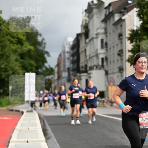 14.06.2026 - REWE Women's Run Dr. Thomas Lammeyer http://msf.ph/oto/9785797 14.06.2026 10:56:45 Laufen 51, 57 meine-sportfotos.de