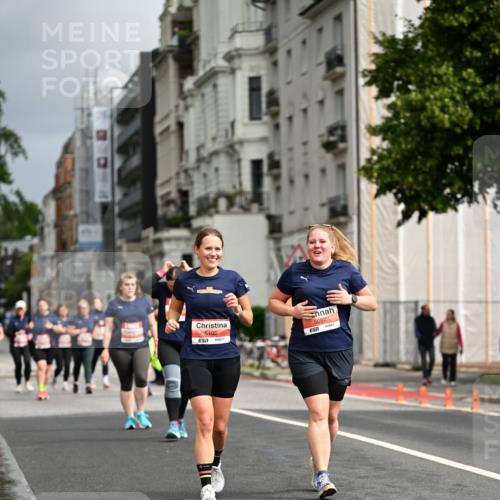 14.06.2026 - REWE Women's Run Dr. Thomas Lammeyer http://msf.ph/oto/9785814 14.06.2026 10:56:47 Laufen 5105, 5097 meine-sportfotos.de