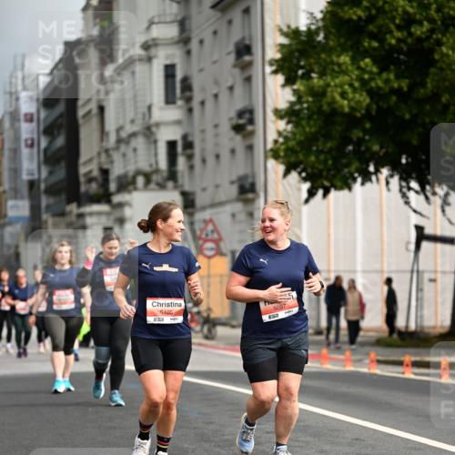 14.06.2026 - REWE Women's Run Dr. Thomas Lammeyer http://msf.ph/oto/9785819 14.06.2026 10:56:47 Laufen 5105, 5097, 57 meine-sportfotos.de