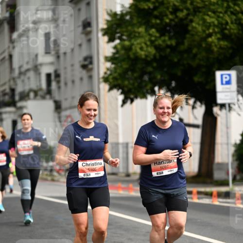 14.06.2026 - REWE Women's Run Dr. Thomas Lammeyer http://msf.ph/oto/9785829 14.06.2026 10:56:48 Laufen 5105, 5097 meine-sportfotos.de