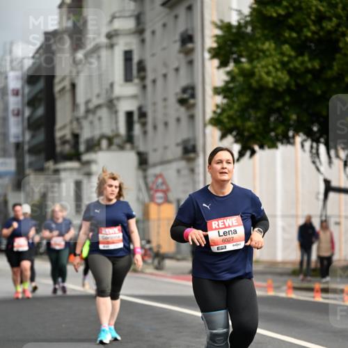 14.06.2026 - REWE Women's Run Dr. Thomas Lammeyer http://msf.ph/oto/9785846 14.06.2026 10:56:51 Laufen 6027, 657 meine-sportfotos.de