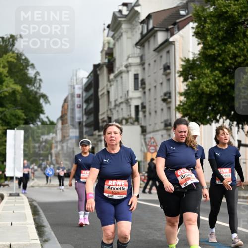 14.06.2026 - REWE Women's Run Dr. Thomas Lammeyer http://msf.ph/oto/9785935 14.06.2026 10:57:02 Laufen 5325, 57, 5256 meine-sportfotos.de