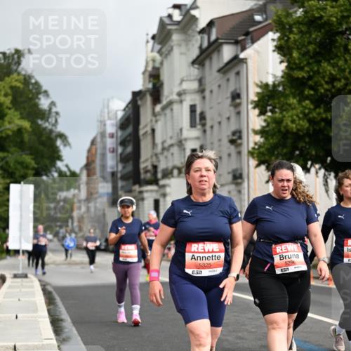 14.06.2026 - REWE Women's Run Dr. Thomas Lammeyer http://msf.ph/oto/9785941 14.06.2026 10:57:02 Laufen 5325, 7, 5256, 7 meine-sportfotos.de
