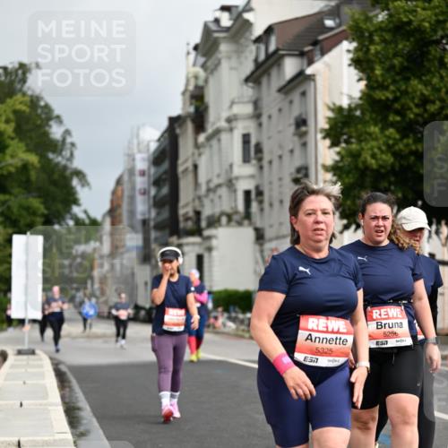 14.06.2026 - REWE Women's Run Dr. Thomas Lammeyer http://msf.ph/oto/9785944 14.06.2026 10:57:03 Laufen 5325, 7, 5256, 7 meine-sportfotos.de