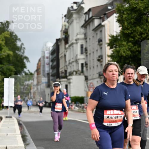 14.06.2026 - REWE Women's Run Dr. Thomas Lammeyer http://msf.ph/oto/9785946 14.06.2026 10:57:03 Laufen 5325, 7, 56 meine-sportfotos.de