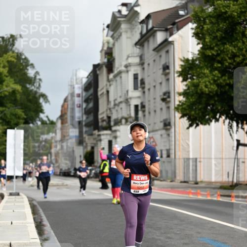 14.06.2026 - REWE Women's Run Dr. Thomas Lammeyer http://msf.ph/oto/9785961 14.06.2026 10:57:05 Laufen 5252, 57 meine-sportfotos.de