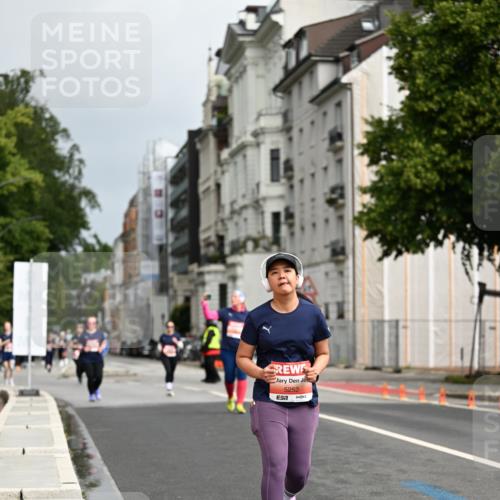 14.06.2026 - REWE Women's Run Dr. Thomas Lammeyer http://msf.ph/oto/9785962 14.06.2026 10:57:05 Laufen 5252, 7 meine-sportfotos.de