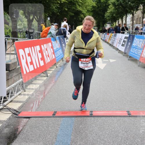 14.06.2026 - REWE Women's Run Strokosch-Dieckow http://msf.ph/oto/9788013 14.06.2026 10:24:40 Ziel 10964 meine-sportfotos.de
