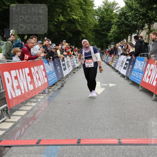 14.06.2026 - REWE Women's Run Strokosch-Dieckow http://msf.ph/oto/9788224 14.06.2026 10:37:42 Ziel 10176 meine-sportfotos.de