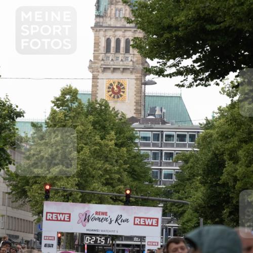 14.06.2026 - REWE Women's Run Michael Strokosch http://msf.ph/oto/9788474 14.06.2026 10:58:24 Laufen 5, 0, 27, 58, 100, 5, 30 meine-sportfotos.de