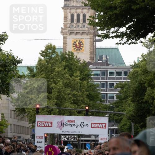 14.06.2026 - REWE Women's Run Michael Strokosch http://msf.ph/oto/9788478 14.06.2026 10:58:29 Laufen 5, 0, 27, 57 meine-sportfotos.de