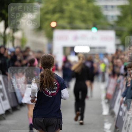 14.06.2026 - REWE Women's Run Michael Strokosch http://msf.ph/oto/9788489 14.06.2026 10:58:59 Laufen  meine-sportfotos.de