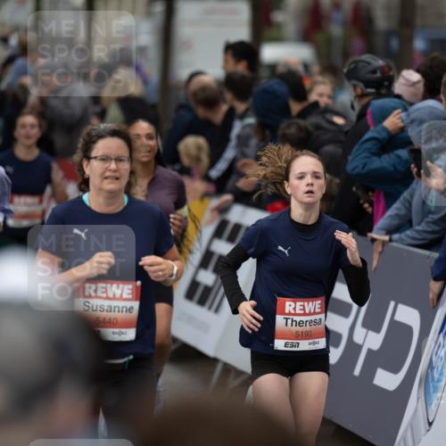 14.06.2026 - REWE Women's Run Michael Strokosch http://msf.ph/oto/9788508 14.06.2026 11:00:47 Laufen 894, 5440, 5193, 57, 5 meine-sportfotos.de