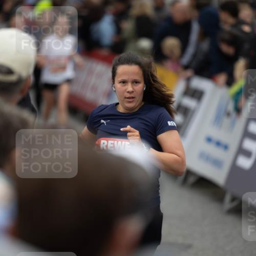 14.06.2026 - REWE Women's Run Michael Strokosch http://msf.ph/oto/9788512 14.06.2026 11:00:51 Laufen  meine-sportfotos.de