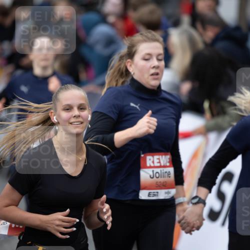 14.06.2026 - REWE Women's Run Michael Strokosch http://msf.ph/oto/9788514 14.06.2026 11:00:58 Laufen 5242, 5341, 7 meine-sportfotos.de