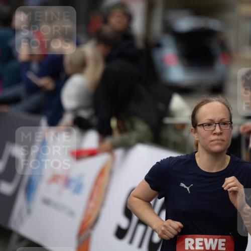 14.06.2026 - REWE Women's Run Michael Strokosch http://msf.ph/oto/9788521 14.06.2026 11:01:01 Laufen  meine-sportfotos.de