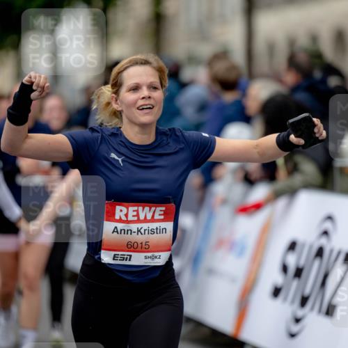 14.06.2026 - REWE Women's Run Michael Strokosch http://msf.ph/oto/9788543 14.06.2026 11:01:54 Laufen 4, 6015 meine-sportfotos.de
