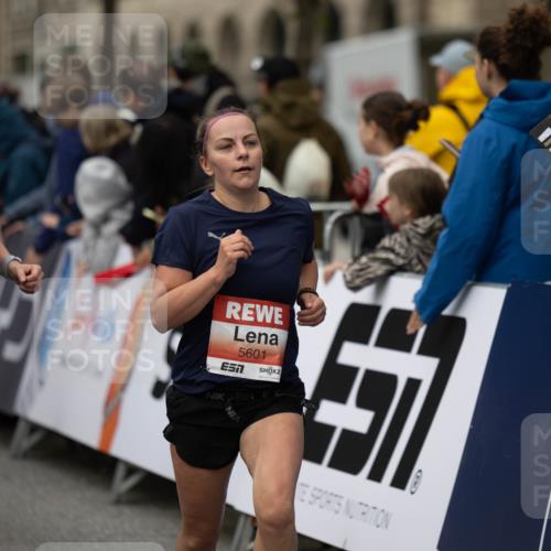 14.06.2026 - REWE Women's Run Michael Strokosch http://msf.ph/oto/9788553 14.06.2026 11:02:16 Laufen 60, 5601, 8 meine-sportfotos.de